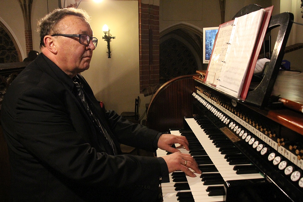 Wspaniały koncert finałowy Wieczorów Organowych