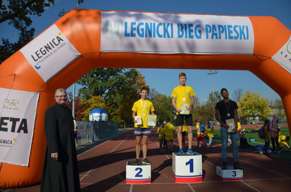 8. Legnicki Bieg Papieski w Parku Miejskim              
