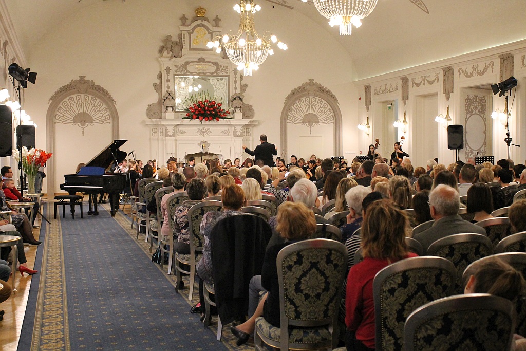 Koncert poświęcony Ojczyźnie w stulecie niepodległości