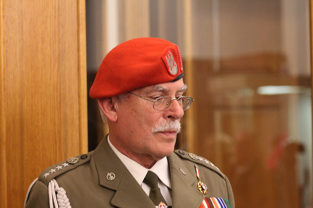 „Sztuka Legionów” już dostępna dla odwiedzających Muzeum Miedzi