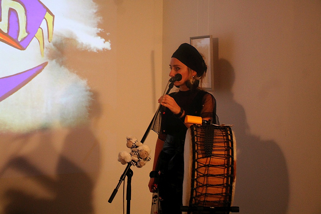 Koncert legnickiego tria HuRaban w Galerii Sztuki