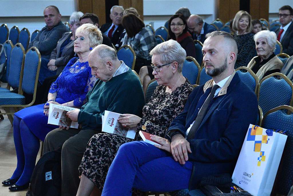 W Sali Maneżowej odbyła się promocja „Szkiców Legnickich”