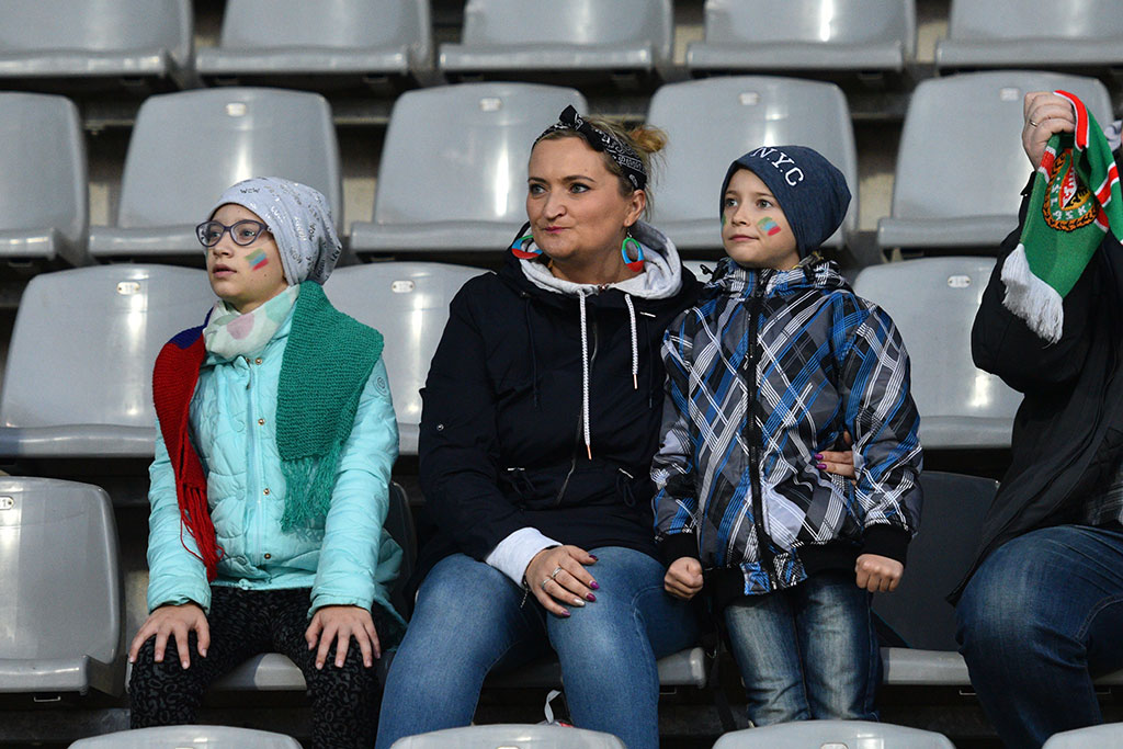 Ponad sześć tysięcy kibiców przybyło oglądać derby