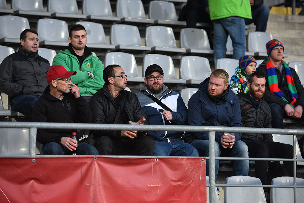 Ponad sześć tysięcy kibiców przybyło oglądać derby