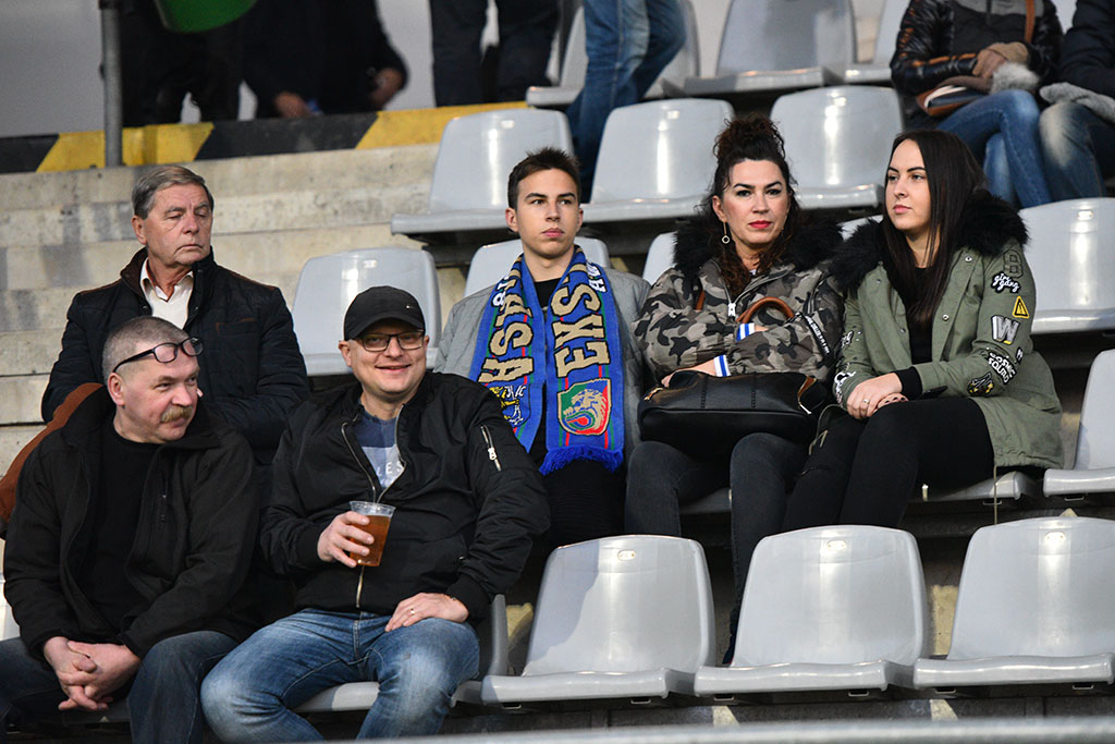 Ponad sześć tysięcy kibiców przybyło oglądać derby