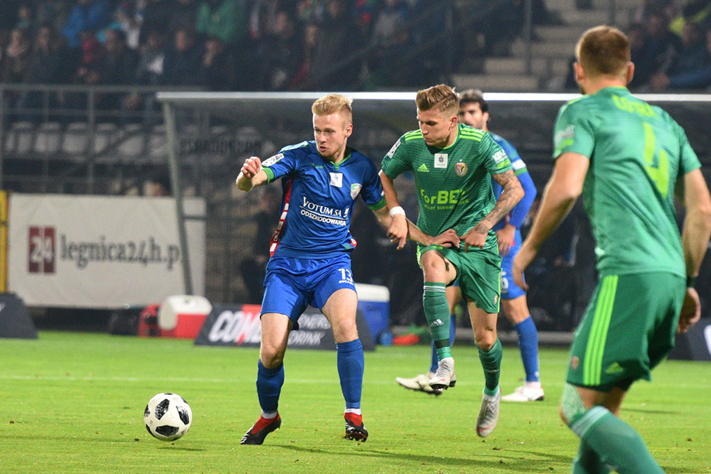 Piłkarze Miedzi Legnica zniknęli na czas derbów	