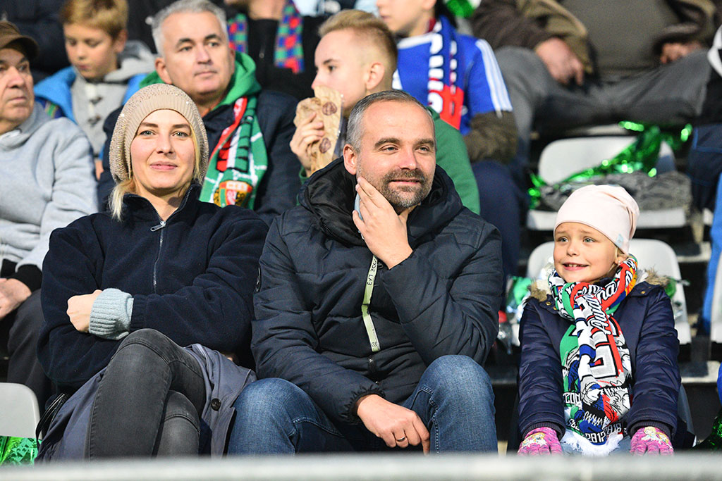 Ponad sześć tysięcy kibiców przybyło oglądać derby