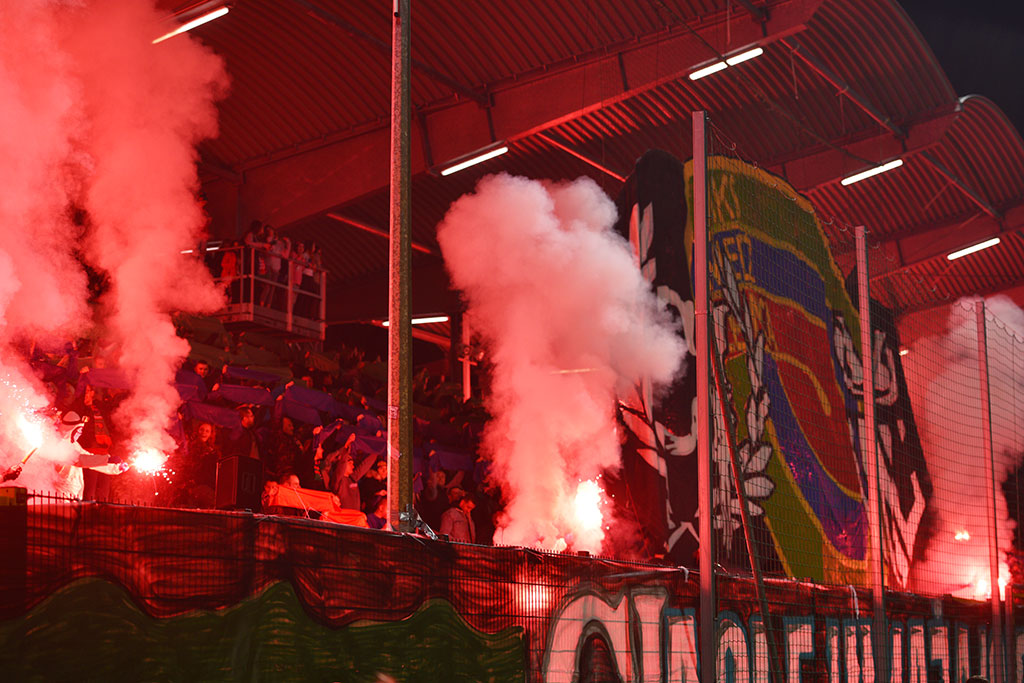Piłkarze Miedzi Legnica zniknęli na czas derbów	