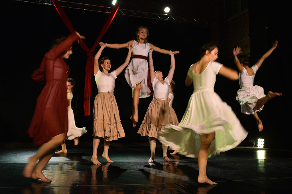 „Krótka historia Polski” według Teatru Tańca Avatar