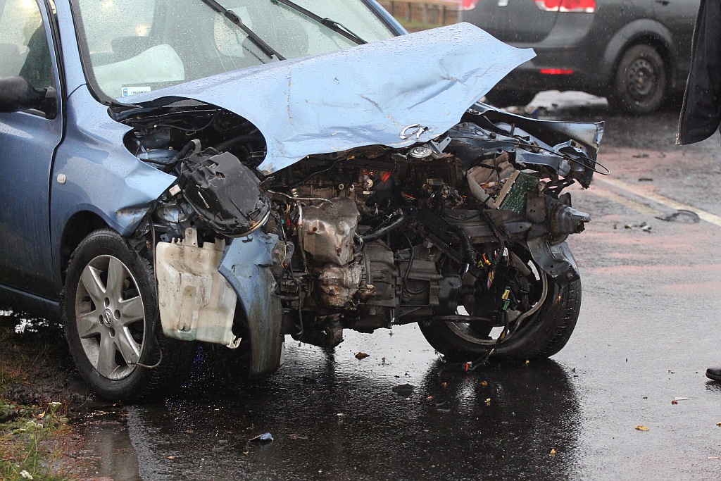 Wypadek na drodze Legnica - Złotoryja. Dwie osoby ranne