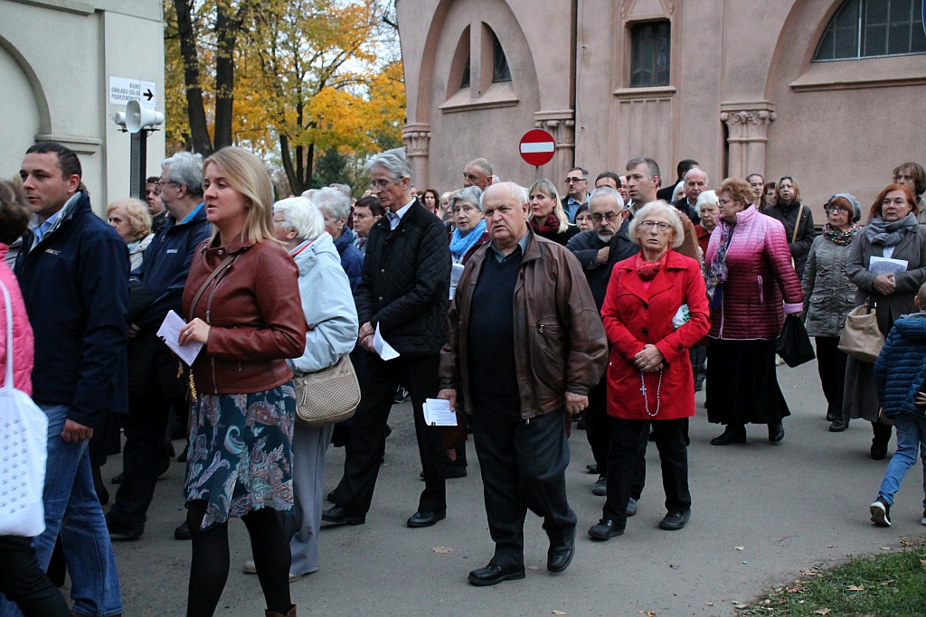 Nieszpory pod przewodnictwem bpa Zbigniewa Kiernikowskiego