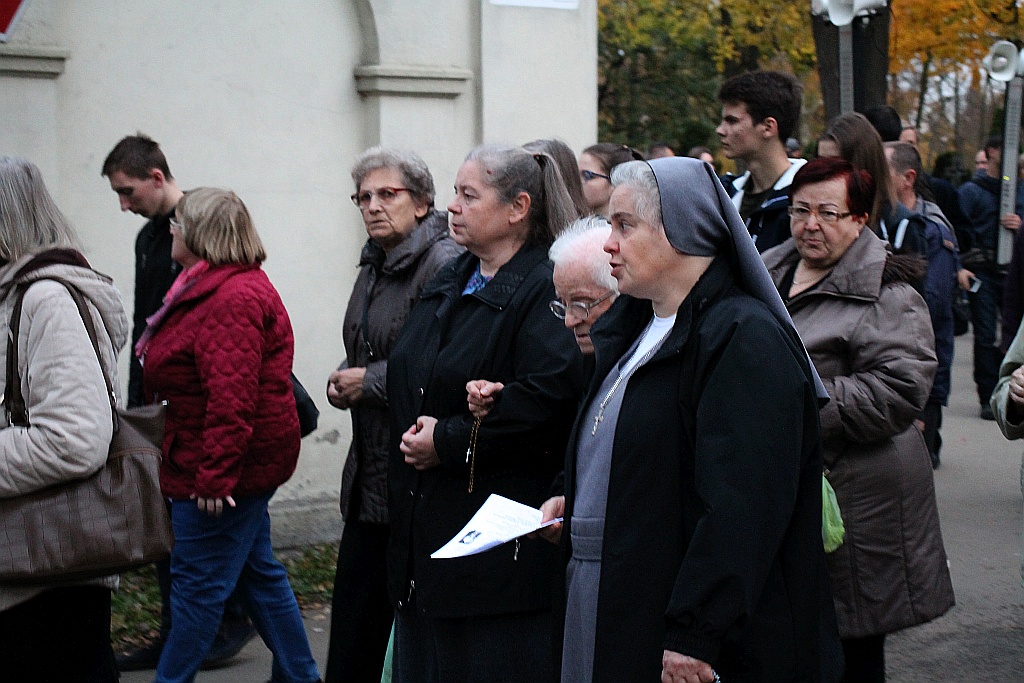 Nieszpory pod przewodnictwem bpa Zbigniewa Kiernikowskiego