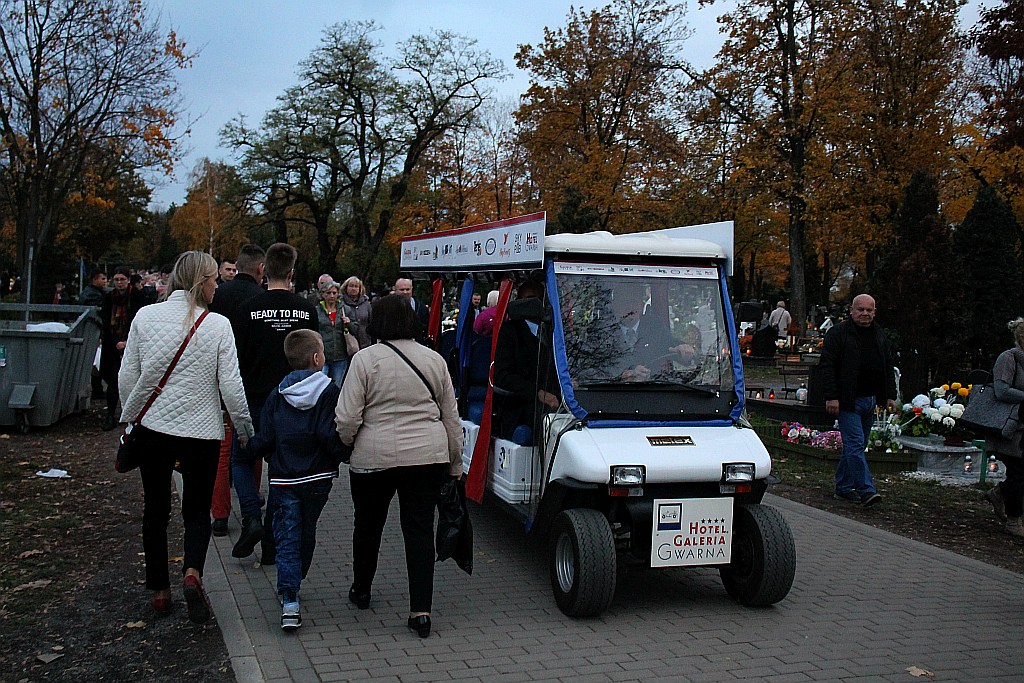 Nieszpory pod przewodnictwem bpa Zbigniewa Kiernikowskiego