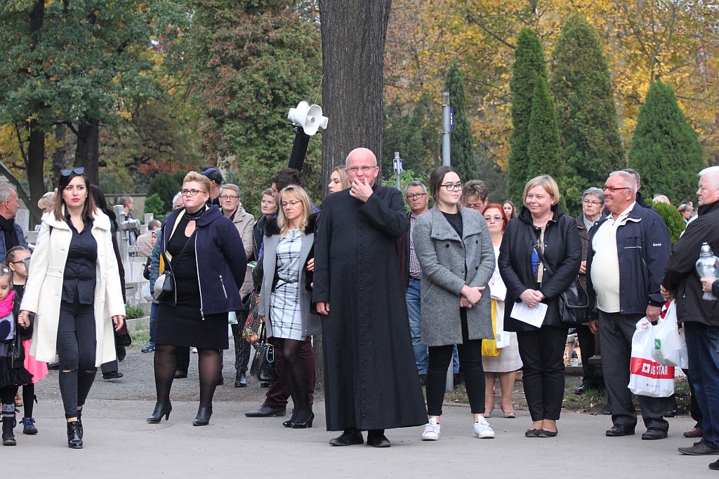 Nieszpory pod przewodnictwem bpa Zbigniewa Kiernikowskiego