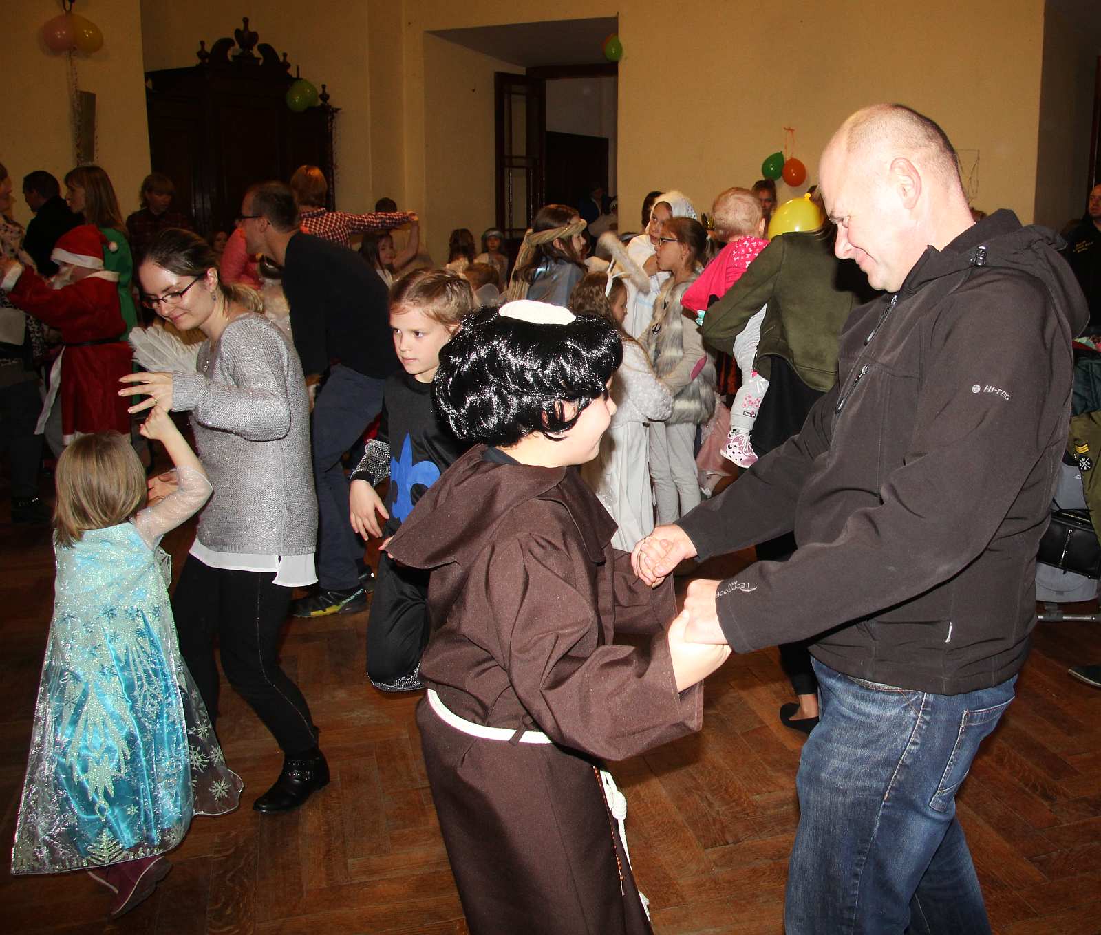 Bal ze Wszystkimi Świętymi w parafii Świętego Jana w Legnicy

