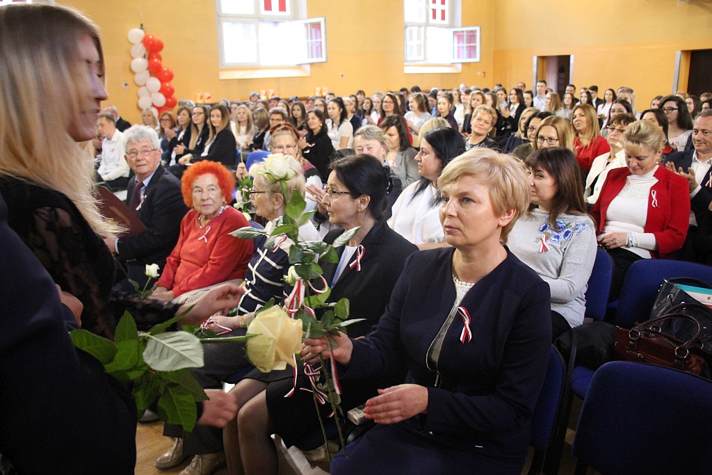 Akademia niepodległościowa w Zespole Szkół Ekonomicznych