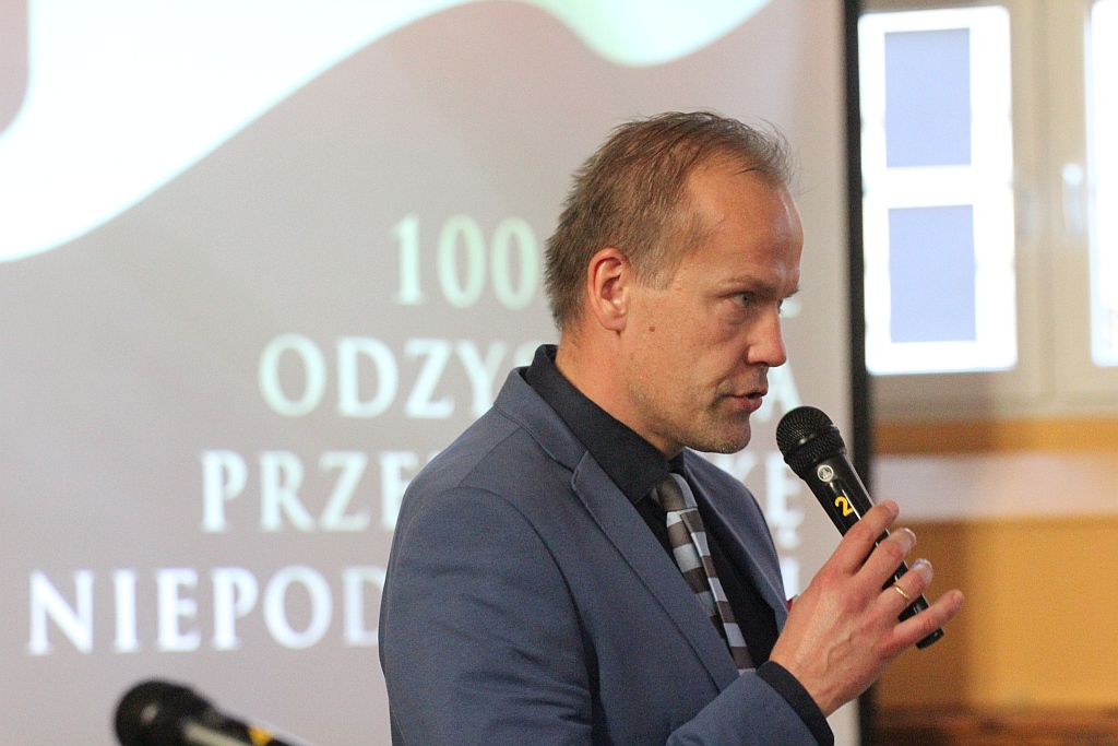 Akademia niepodległościowa w Zespole Szkół Ekonomicznych