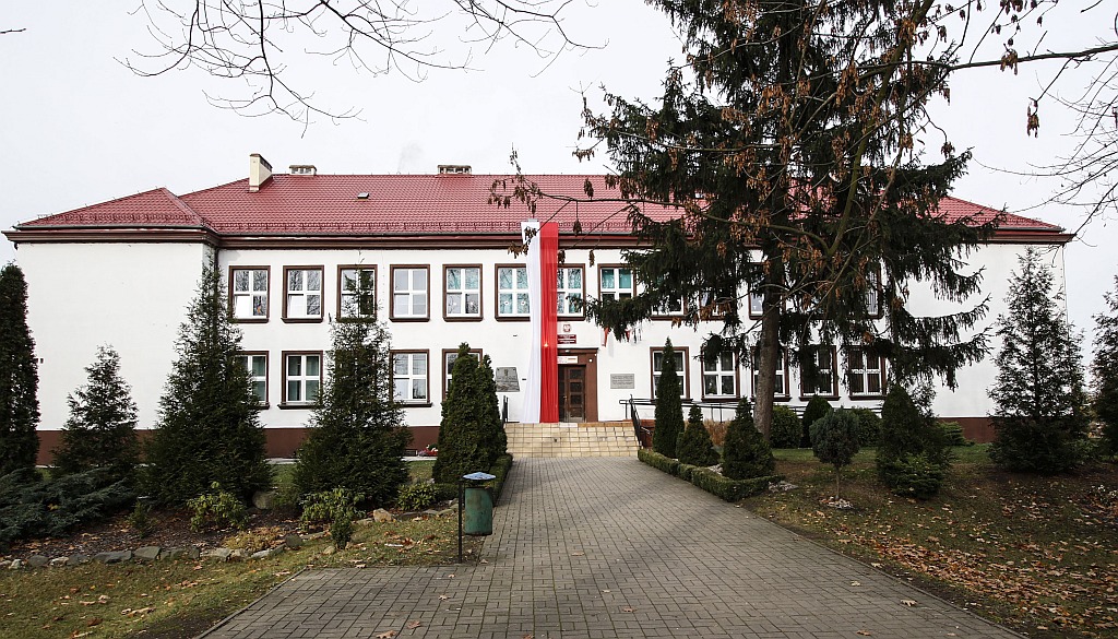 Mieszkańcy gminy Miłkowice celebrują ważną dla narodu rocznicę