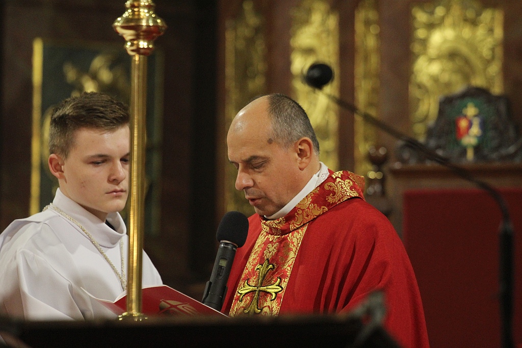 Msza św. w intencji poległych w obronie Ojczyzny. Apel Poległych