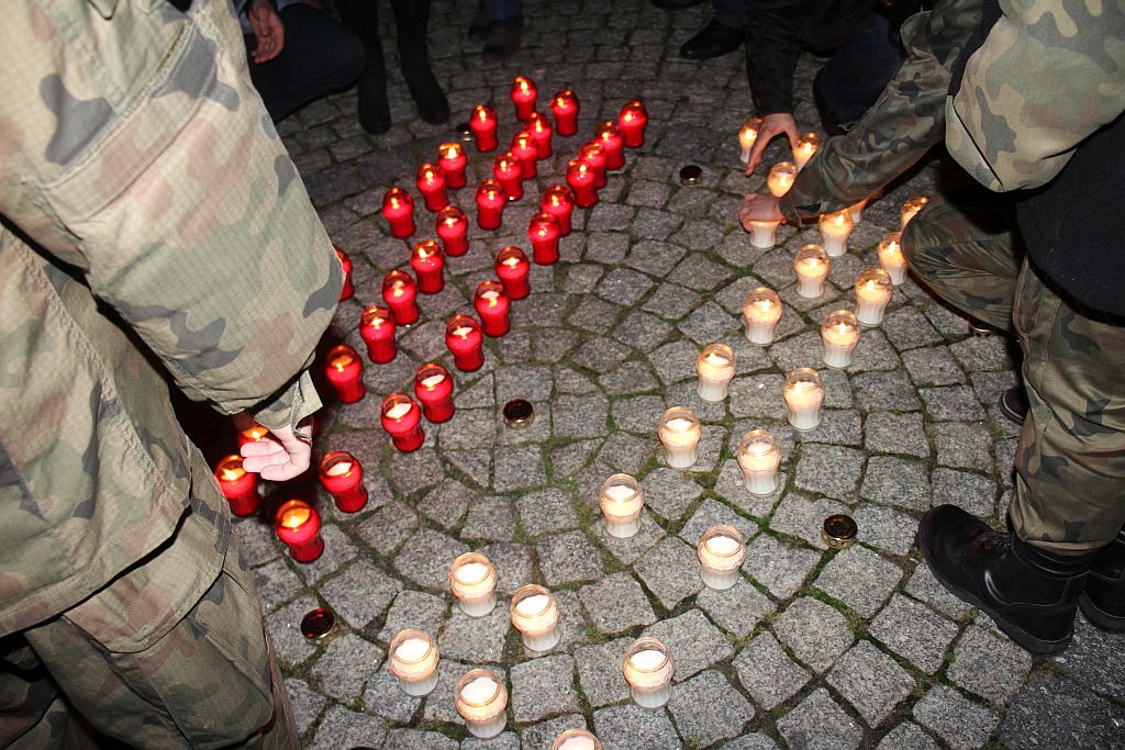 Msza św. w intencji poległych w obronie Ojczyzny. Apel Poległych