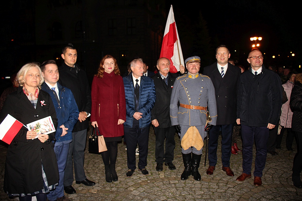 Msza św. w intencji poległych w obronie Ojczyzny. Apel Poległych
