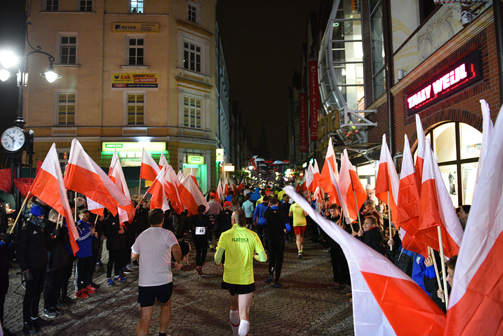 Zwycięzcą legnickiego Biegu Niepodległości został Piotr Holly