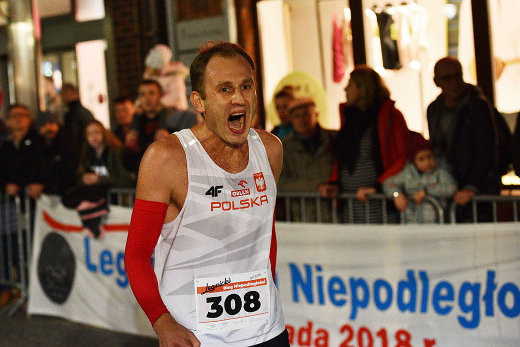 Zwycięzcą legnickiego Biegu Niepodległości został Piotr Holly