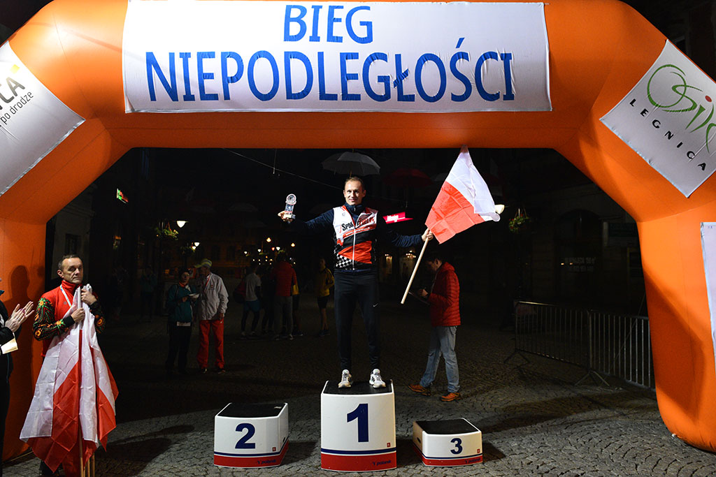 Zwycięzcą legnickiego Biegu Niepodległości został Piotr Holly