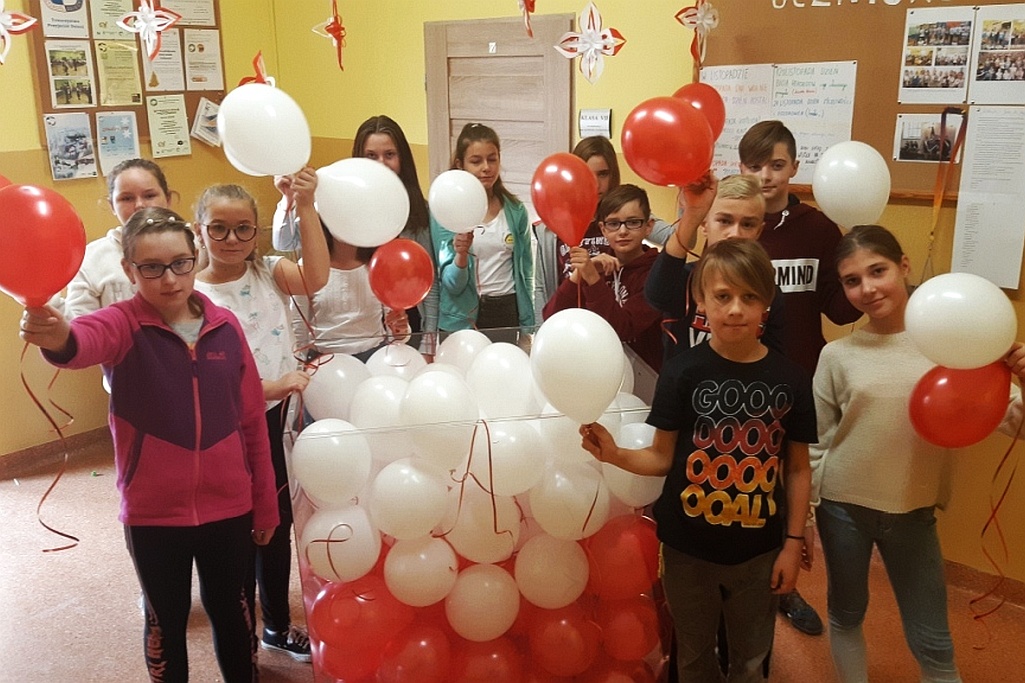 Szkoła Podstawowa w Kunicach świętuje 100-rocznicę nieodległości