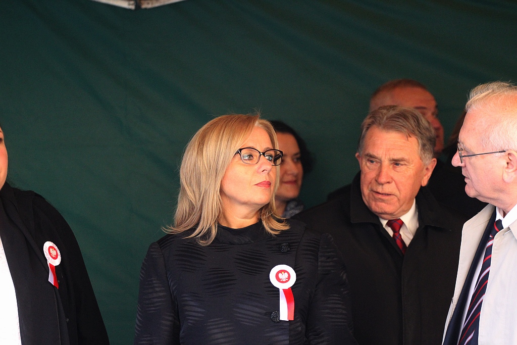 Klasy mundurowe ślubowały na płycie Rynku             
