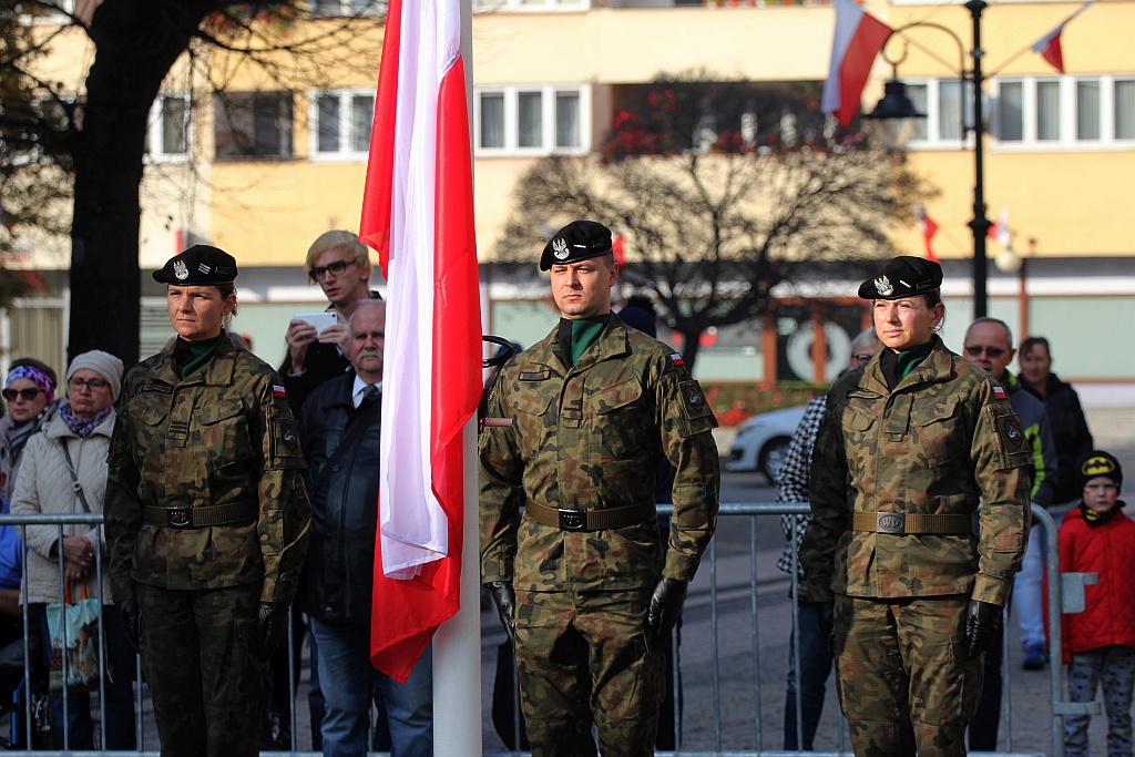 Klasy mundurowe ślubowały na płycie Rynku             
