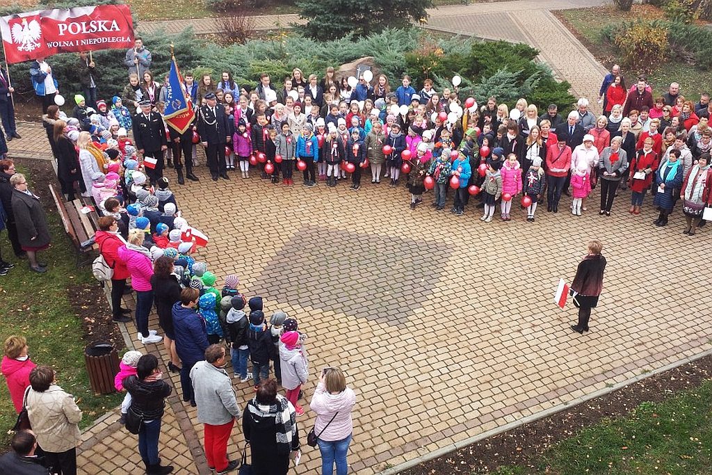 Szkoła Podstawowa w Kunicach świętuje 100-rocznicę nieodległości
