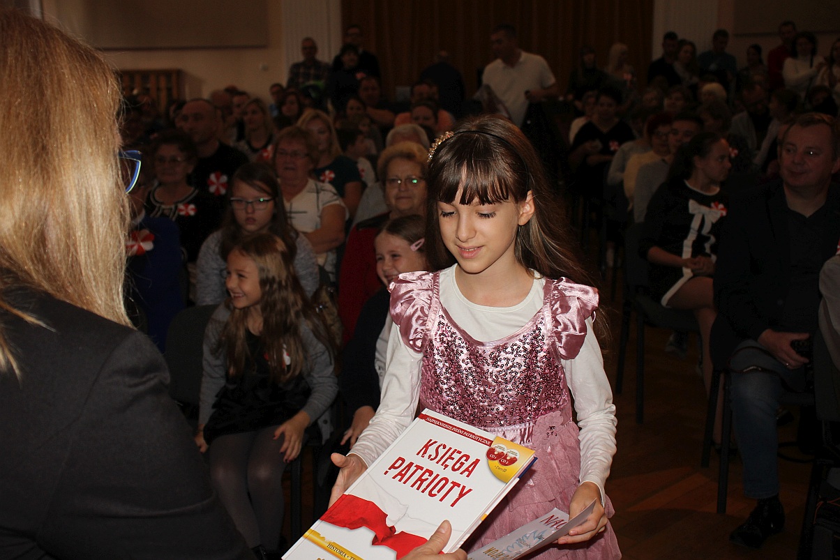 Konkurs plastyczny i koncert Polsko nie jesteś już niewolnicą