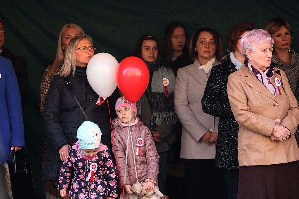 Klasy mundurowe ślubowały na płycie Rynku             
