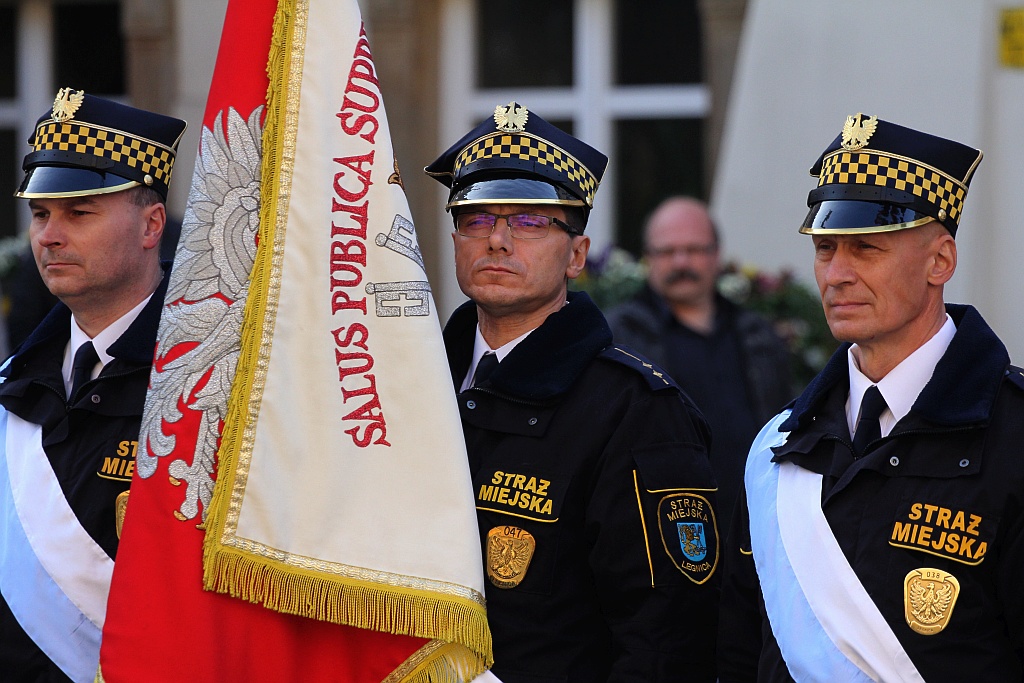 Klasy mundurowe ślubowały na płycie Rynku             
