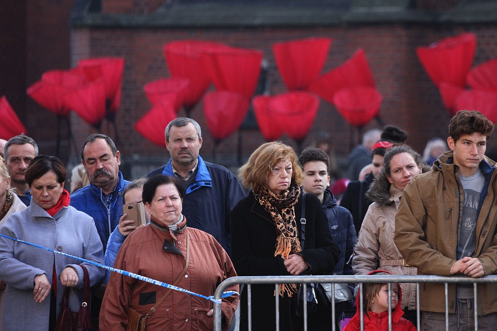 Klasy mundurowe ślubowały na płycie Rynku             
