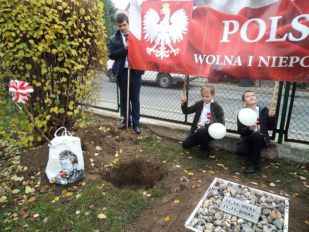 Szkoła Podstawowa w Kunicach świętuje 100-rocznicę nieodległości