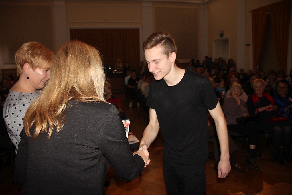 Konkurs plastyczny i koncert Polsko nie jesteś już niewolnicą