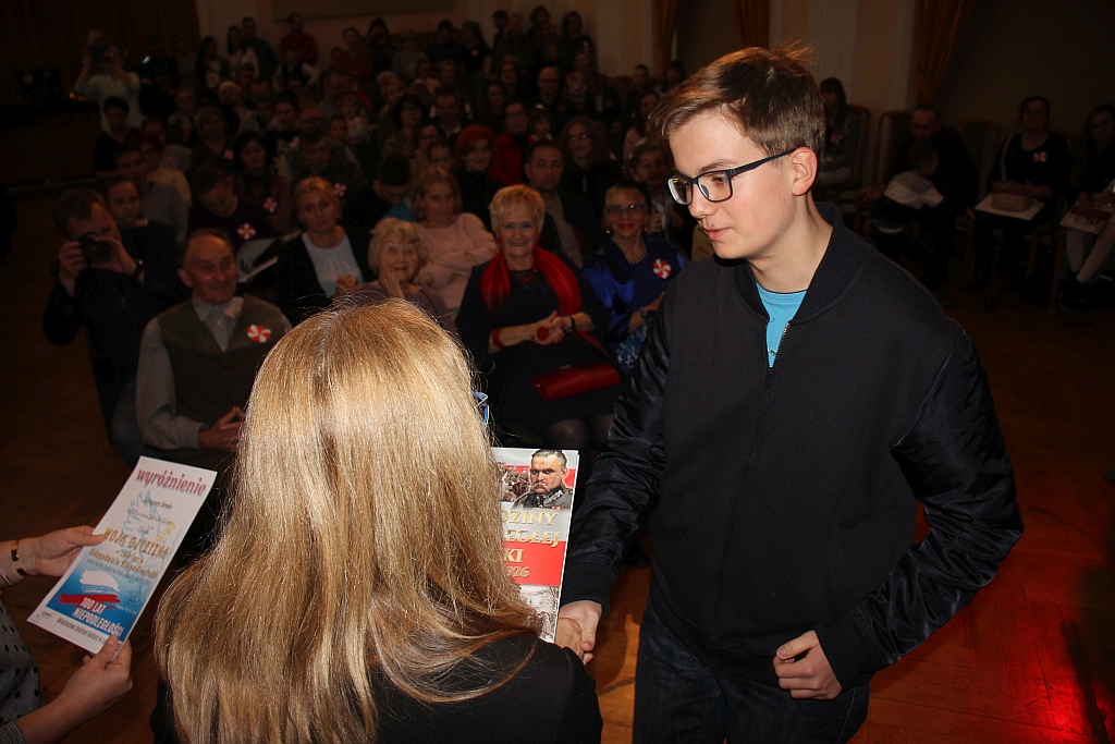 Konkurs plastyczny i koncert Polsko nie jesteś już niewolnicą