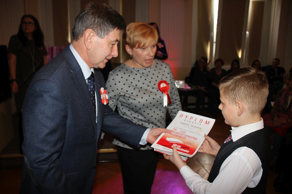 Konkurs plastyczny i koncert Polsko nie jesteś już niewolnicą