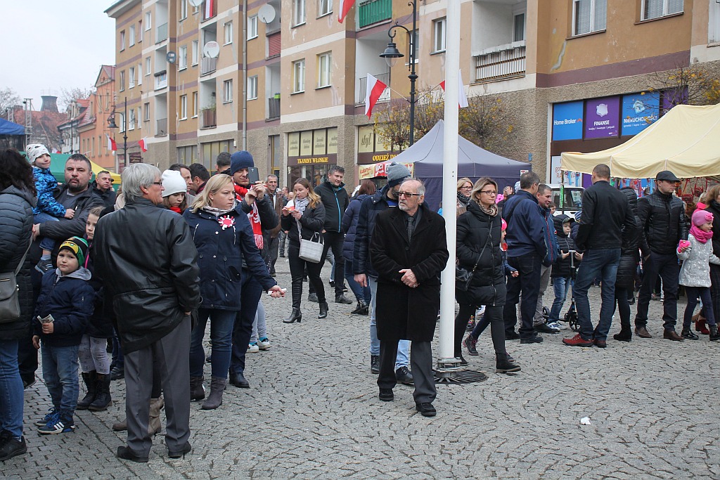 Legniczanie oglądali blok imprez z okazji święta niepodległości