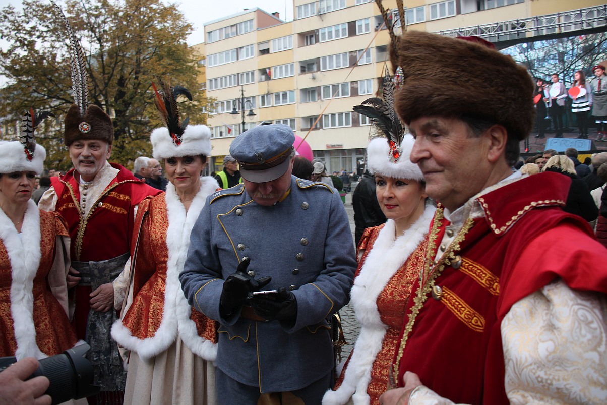 Legniczanie oglądali blok imprez z okazji święta niepodległości