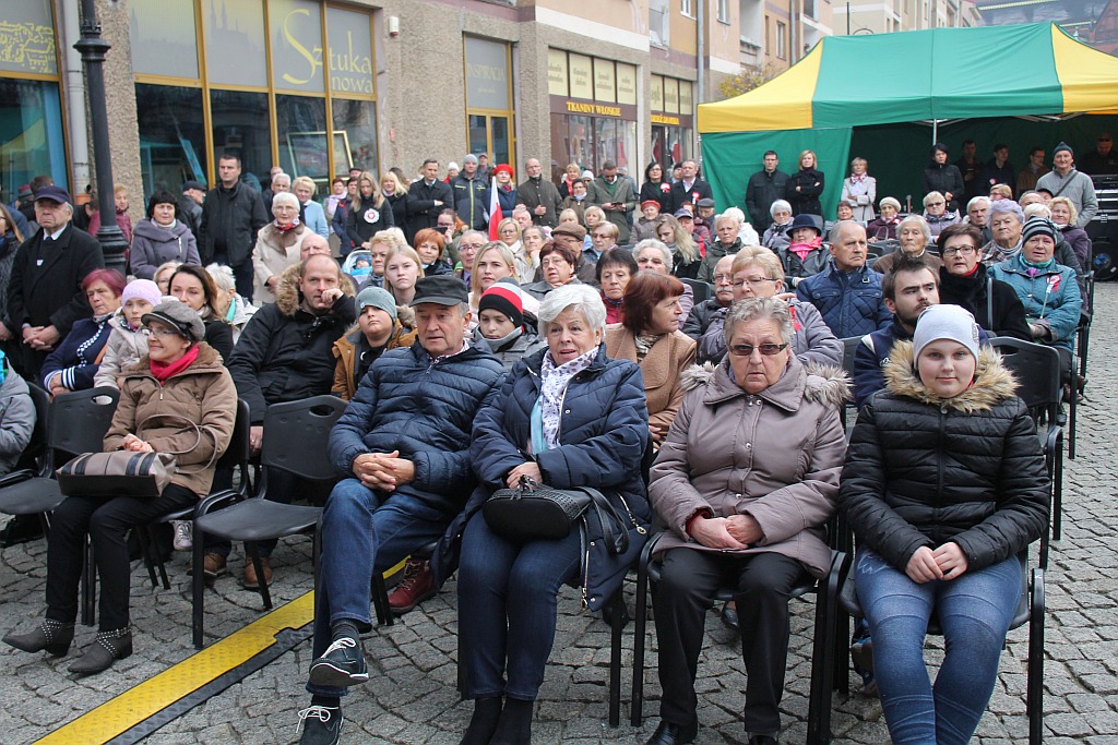 Legniczanie oglądali blok imprez z okazji święta niepodległości