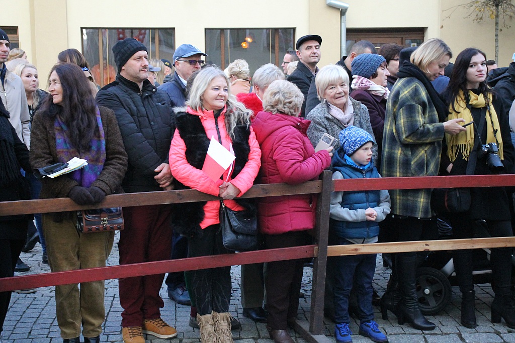 Legniczanie oglądali blok imprez z okazji święta niepodległości