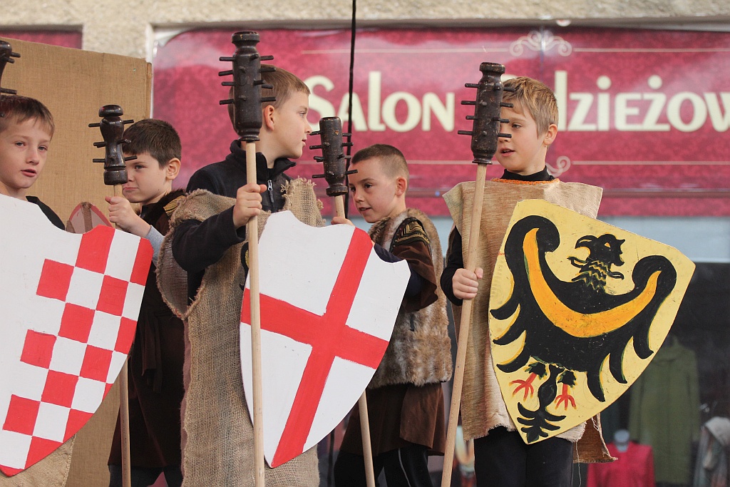 Legniczanie oglądali blok imprez z okazji święta niepodległości