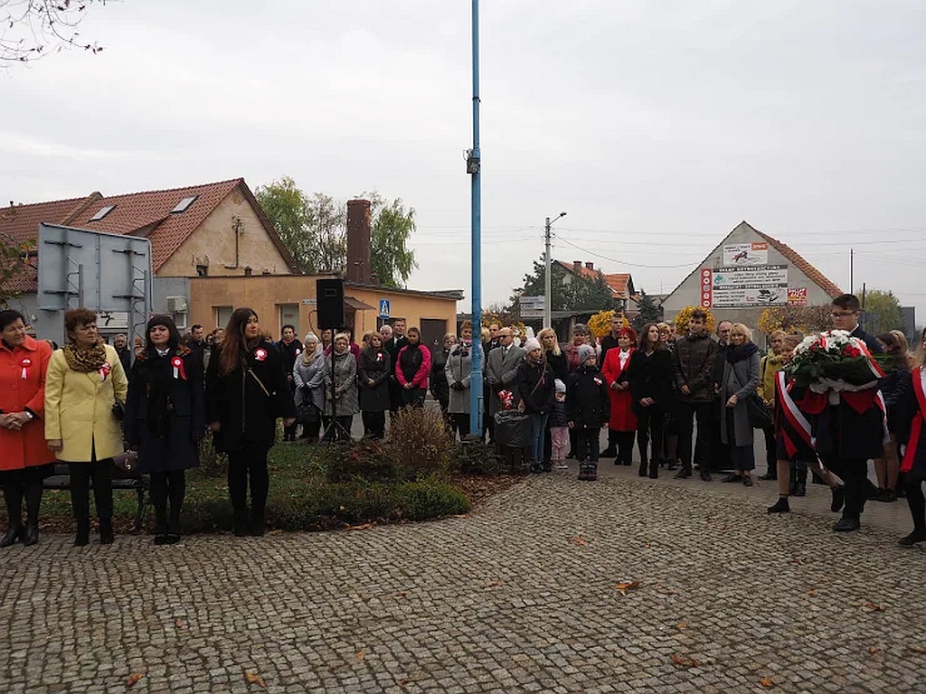 Uroczyste obchody 100 - lecia niepodległości w Prochowicach