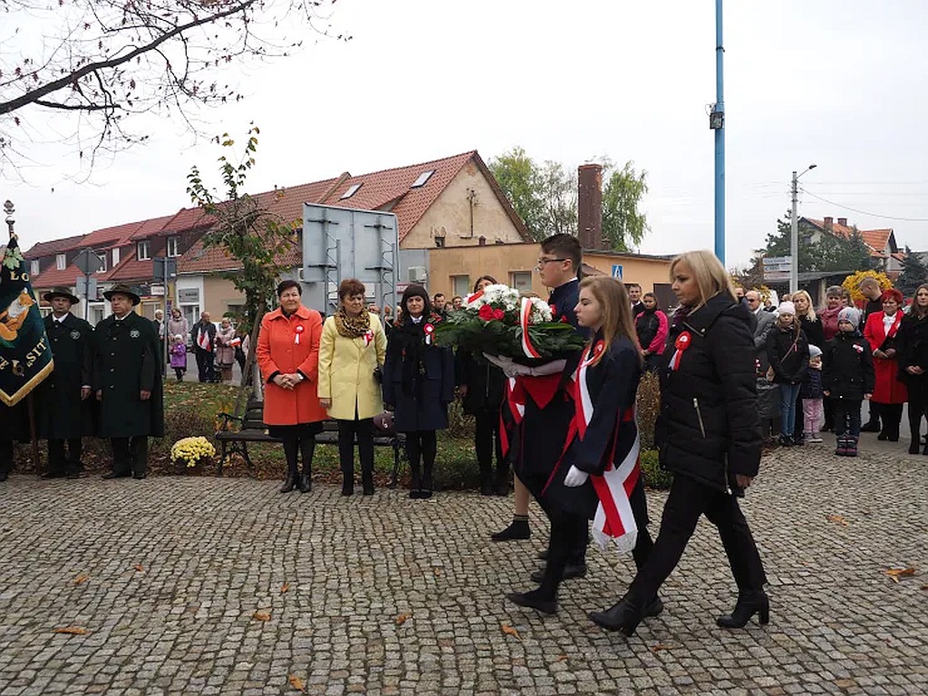 Uroczyste obchody 100 - lecia niepodległości w Prochowicach
