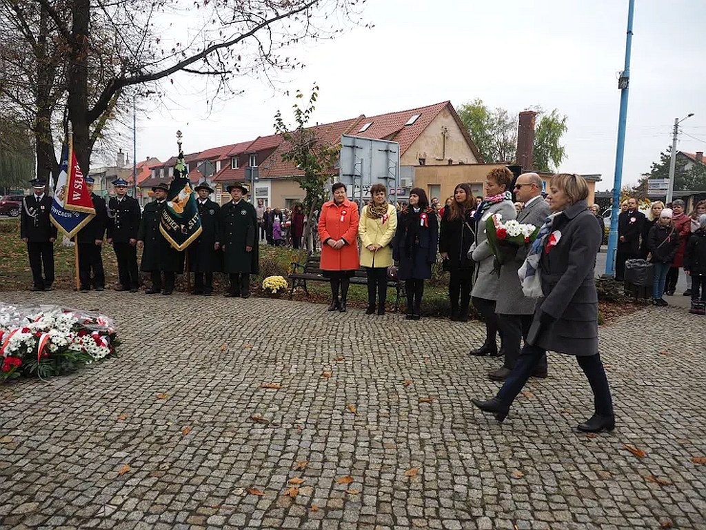 Uroczyste obchody 100 - lecia niepodległości w Prochowicach