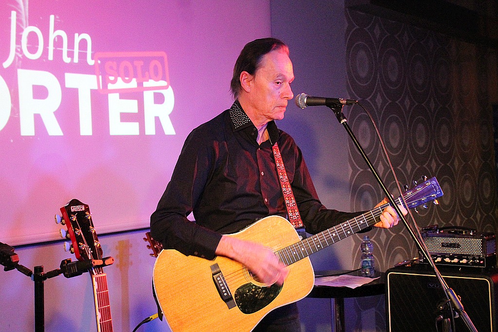 John Porter Solo w akademiku Państwowej Wyższej Szkoły Zawodowej