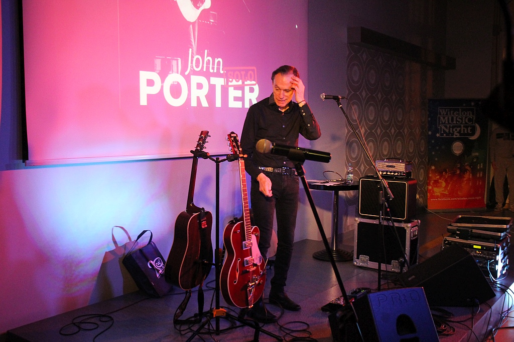 John Porter Solo w akademiku Państwowej Wyższej Szkoły Zawodowej